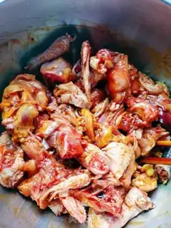 Make Yellow chicken step 3