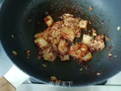 Make Hot cabbage cheese step 3