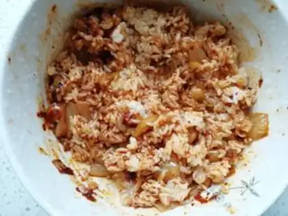 Make Hot cabbage cheese step 4