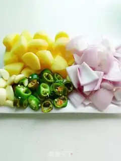 Make Yellow chicken step 11