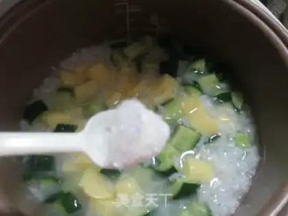 Make The cucumber