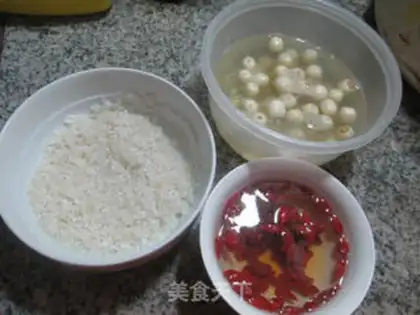 Make The rice porridge step 0