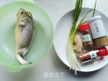 Make The souffled yellow fish step 0