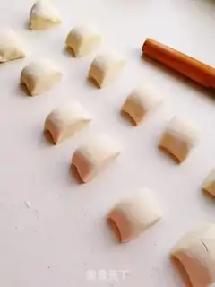 Make Frozen meat buns step 10
