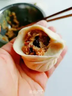 Make Frozen meat buns step 13