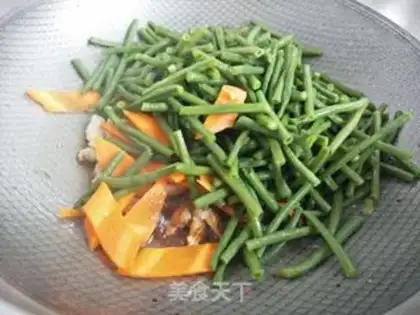 Make Scrambled carrots step 4
