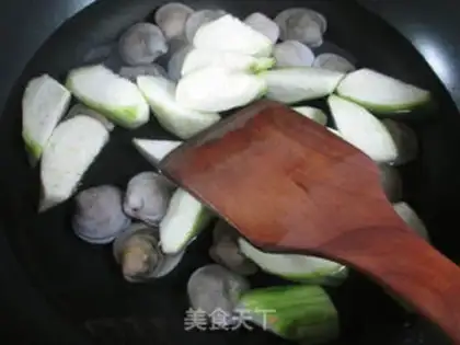 Make Round toad and silk soup step 3