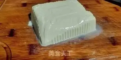 Make Black and white tofu step 4