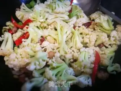 Make Big fried flowers step 5