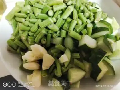 Make cucumber cucumbers step 0