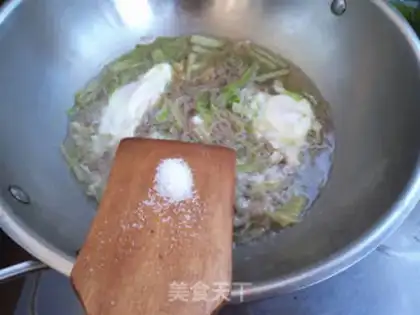 Make Eggs and flour soup step 6