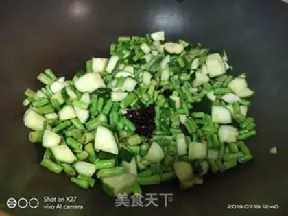 Make cucumber cucumbers step 2