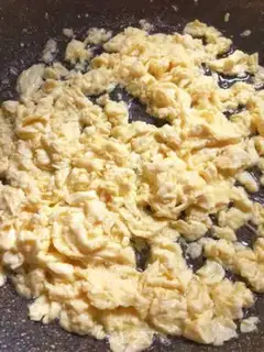 Make Cream egg dumplings step 3