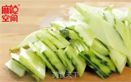 Make The cucumber meat soup step 2