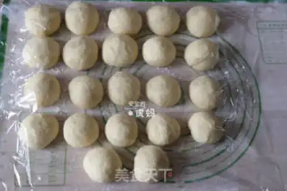 Make Butter rolls step 4