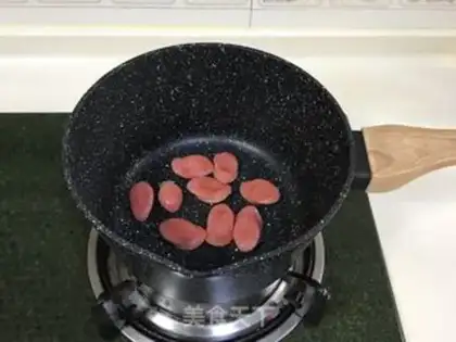 Make Milk turkey noodles step 2