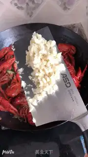 Make A cool 13-smelt lobster step 7