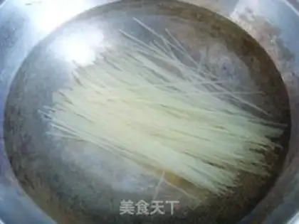 Make Old chicken powder on the field step 1