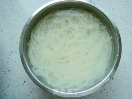 Make Old chicken powder on the field step 3