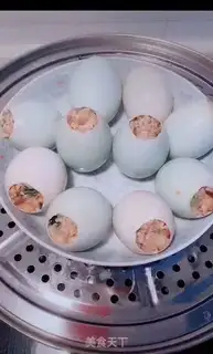 Make Five spicy rice eggs step 4
