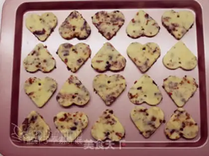 Make Classic cranberry cookies step 9