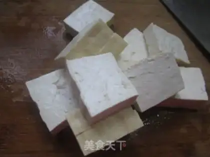 Make The old tofu burns the melon step 1