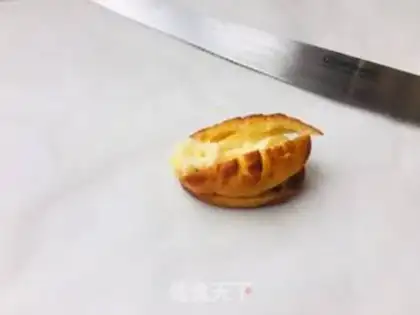 Make Swan puff step 10