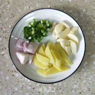 Make Tea mushroom chicken stew step 2