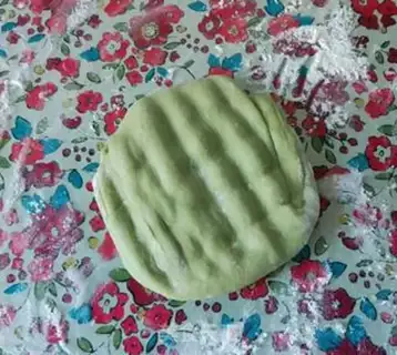 Make Cakes and fragrances step 9