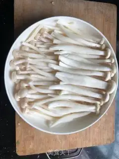 Make Garlic sea mushrooms step 2