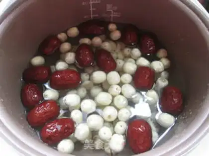 Make Sweet soup with dates step 4