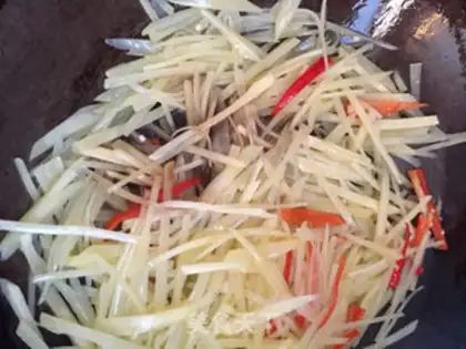 Make Spicy potatoes step 2