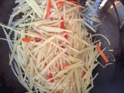 Make Spicy potatoes step 3