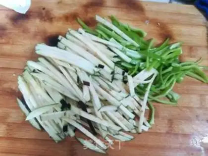 Make Spicy pretzels step 1