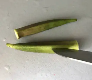 Make Garlic spicy sauce with acne step 2