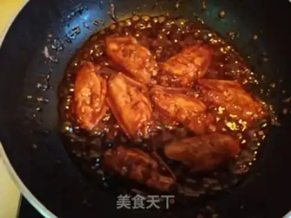 Make Coke chicken wings step 11