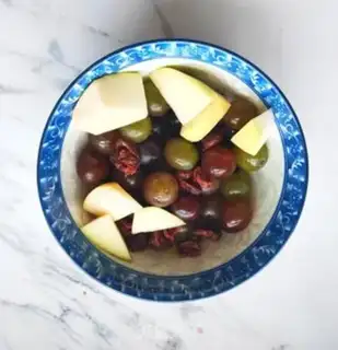 Make Yogurt and fruit step 3