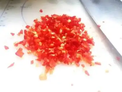 Make Garlic pepper sauce suco leaves step 3