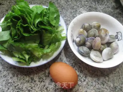 Make Eggs round toad soup step 0