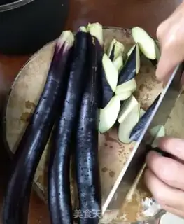 Make Garlic eggplant step 1