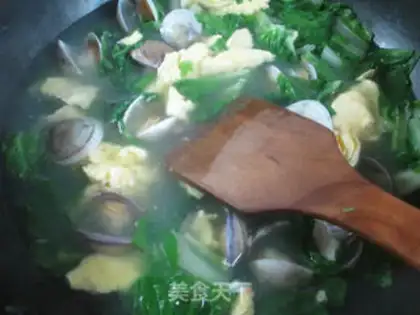 Make Eggs round toad soup step 7