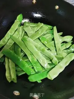 Make Bean-breaded carrots step 3