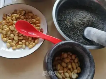 Make Black-smelt peanuts bag step 3