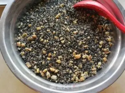 Make Black-smelt peanuts bag step 5