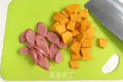 Make Pumpkin sausage pasta step 1