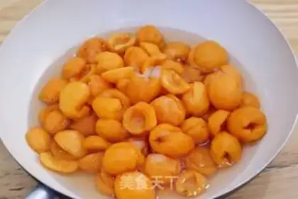 Make Almond sauce step 2