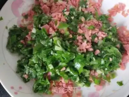 Make Onion ham rolls step 2