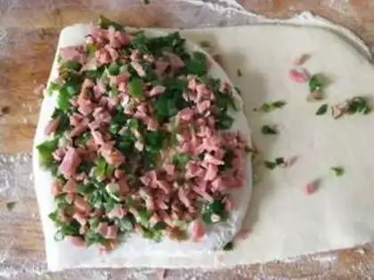 Make Onion ham rolls step 5