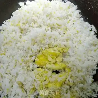 Make Egg fried rice step 4