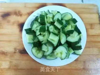 Make cucumber step 1